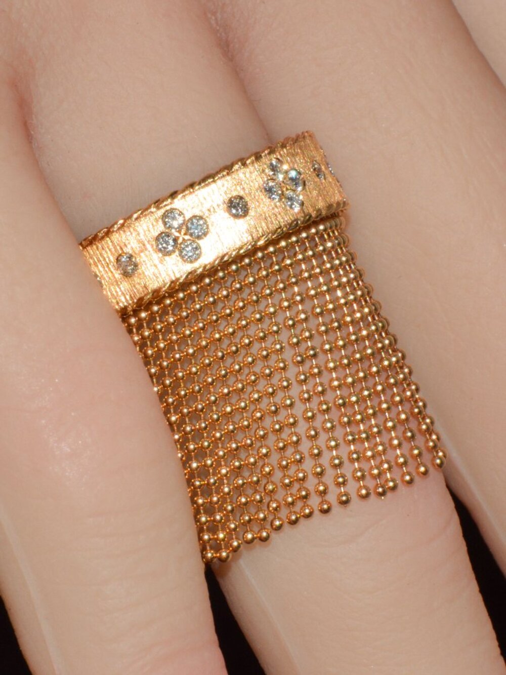 Authentic Roberto Coin Princess Tassel Fringe Diamond Solid 18K Gold Ring